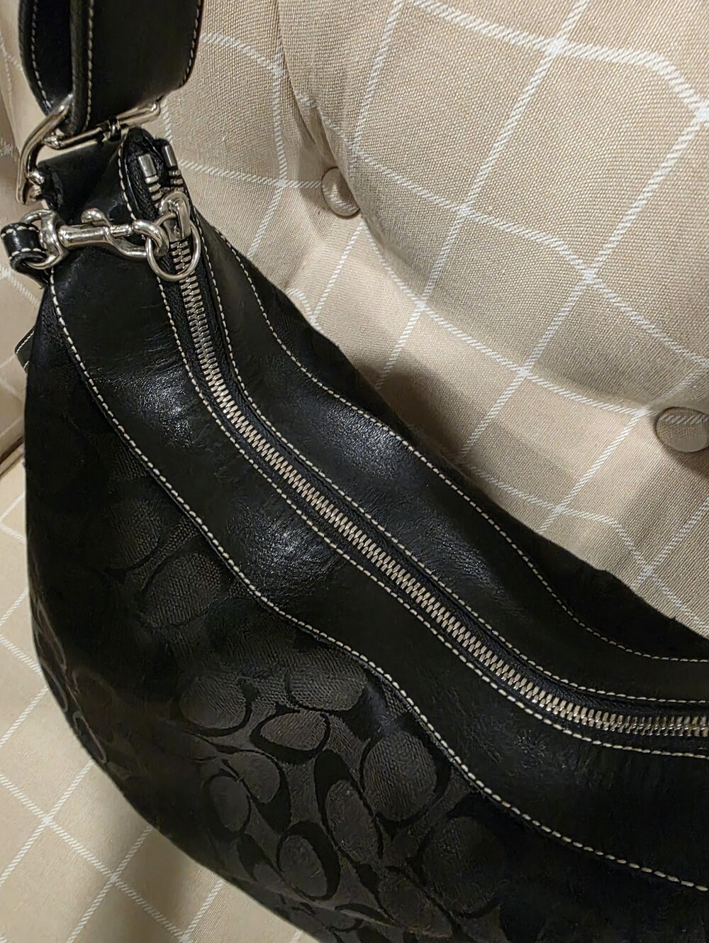 Coach Y2K Vintage Chelsea Signature Hobo Bag-Plain Du… - Gem
